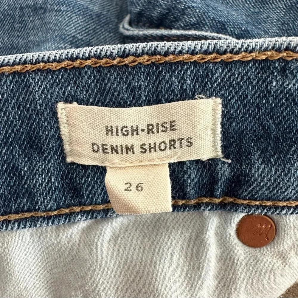 Madewell size 26 High Rise Denim Jean Shorts Button‎ Fly AJ238